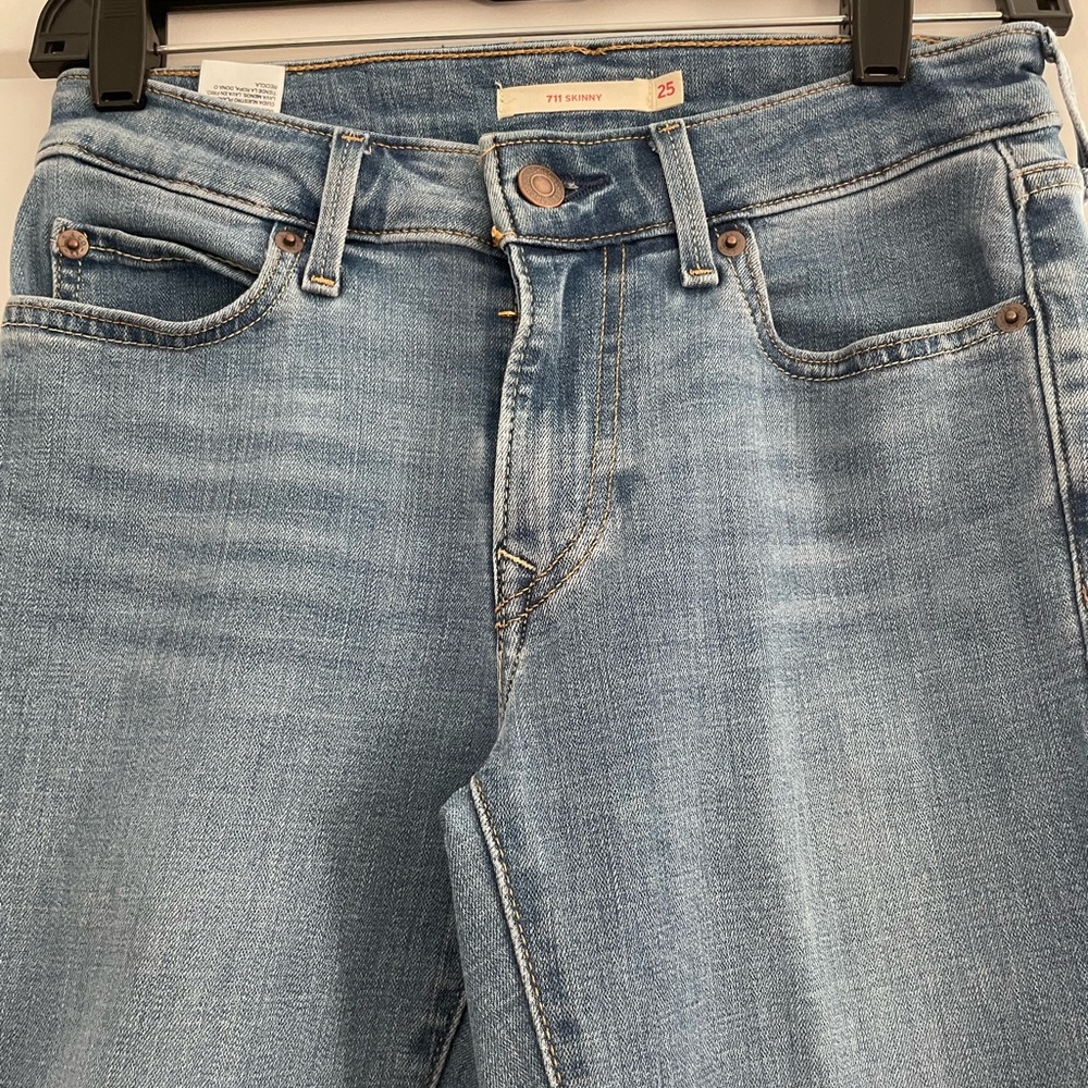Levi's Women's Light Blue Skinny Jeans